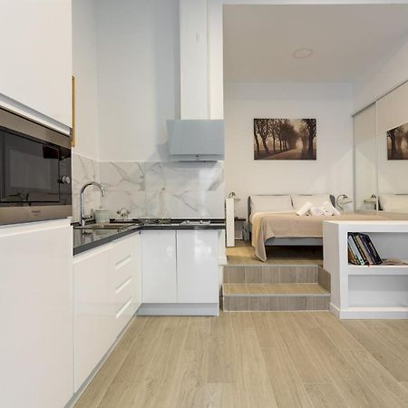 1 Bedroom 1 Bathroom Furnished - Av De America - Studio - Mintystay Madrid Ngoại thất bức ảnh