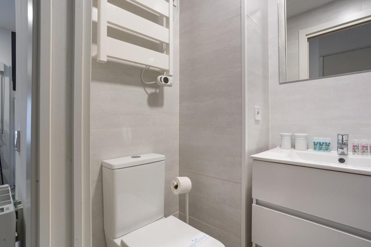 1 Bedroom 1 Bathroom Furnished - Av De America - Studio - Mintystay Madrid Ngoại thất bức ảnh